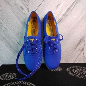 Keds Real Since 1916 Blue Canvas Sneaker Shoes WF48105M Sz: 7.5 US Women's